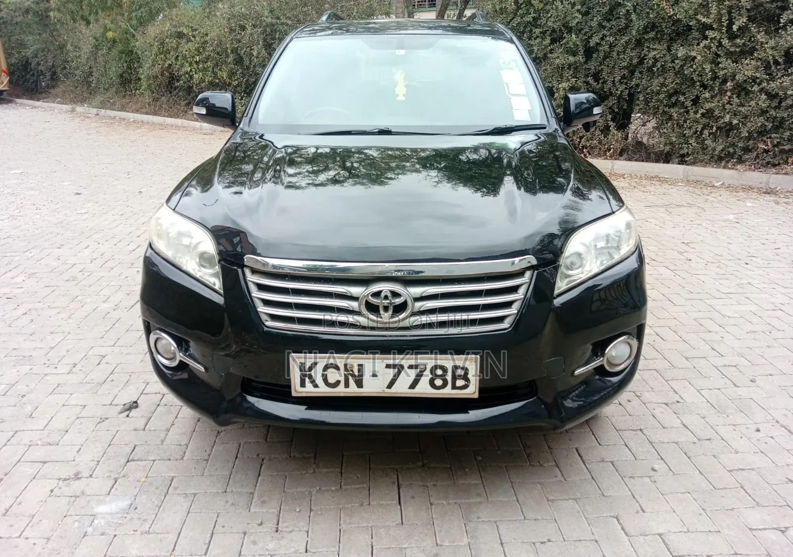 Toyota Vanguard 2010 Black