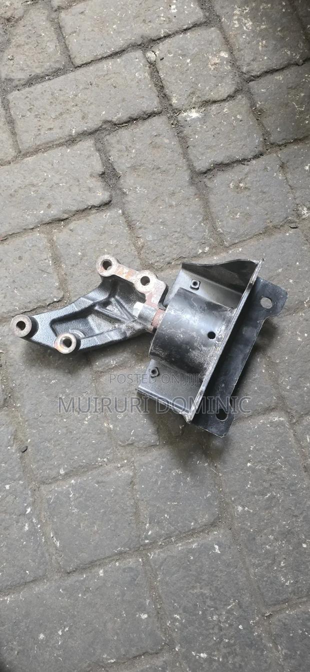 Gearbox Mount - thumbnail 3