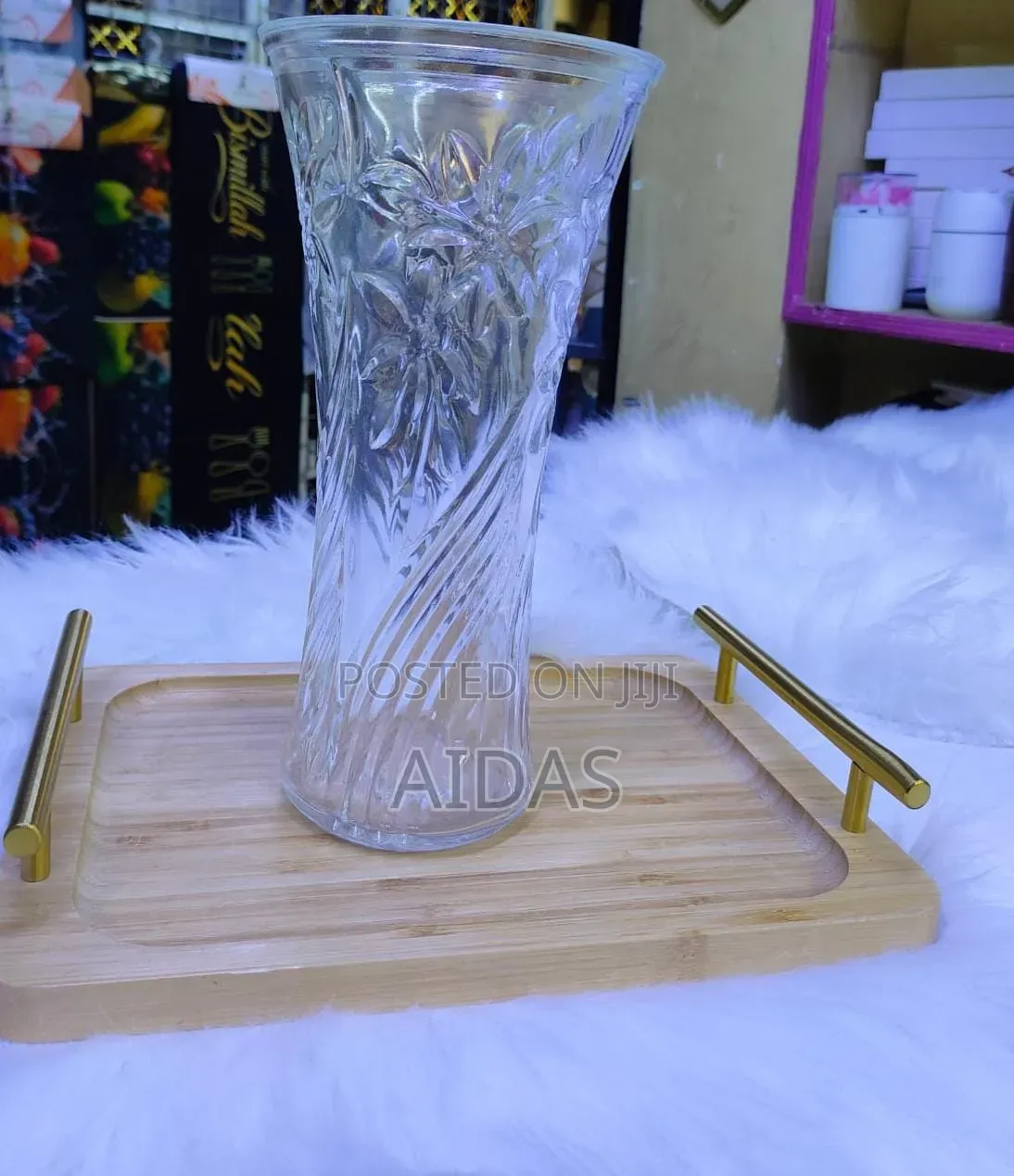 Clear Vase – Elegant Glass Flower Vase