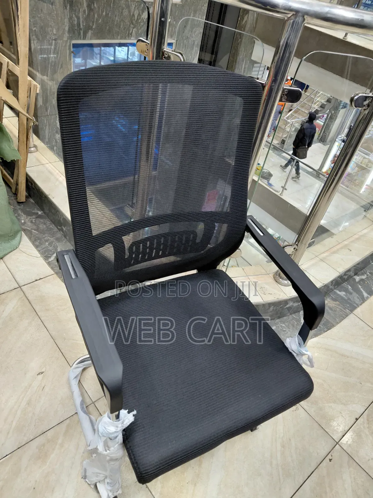 Modern Visitor Office Chair