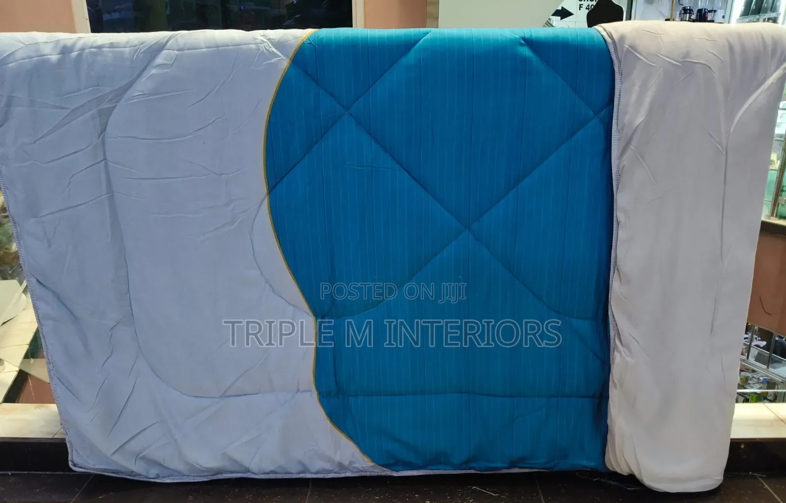 Modern 6 by 6 Binded Duvet Set for Modern Homes Interiors