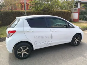 Toyota Vitz 2013 White