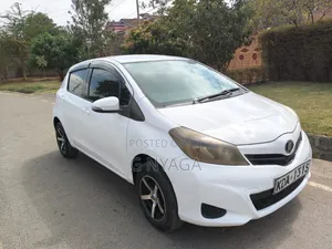 Toyota Vitz 2013 White