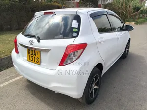 Toyota Vitz 2013 White