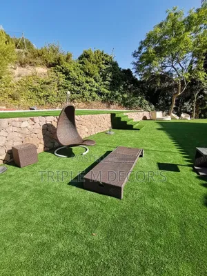 Turning Empty Spaces Into Favorite Places With Grass Carpet