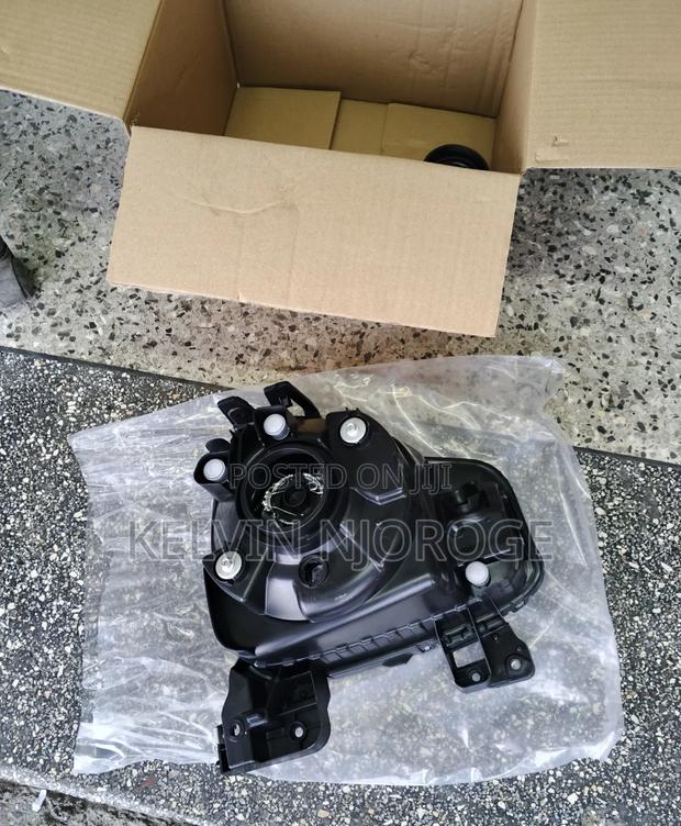 Suzuki Alto Headlight - thumbnail 2