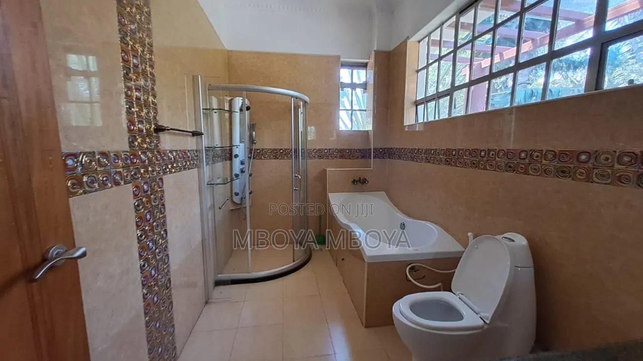 6bdrm House in Nyari for rent