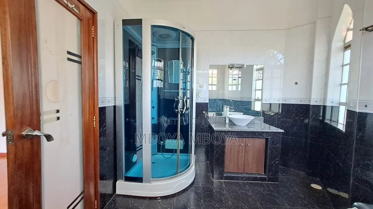 6bdrm House in Nyari for rent