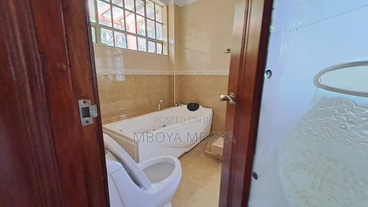 6bdrm House in Nyari for rent