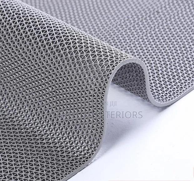 Anti Slip Perforated Mats for Bathroom , Swimming Pools, Corridors - thumbnail 2