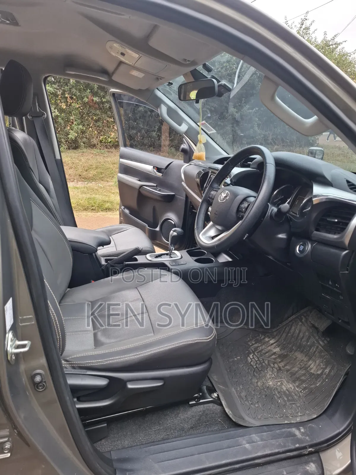 Toyota Hilux Revo Double Cab Deisel 2.4 AWD 2022 Gold