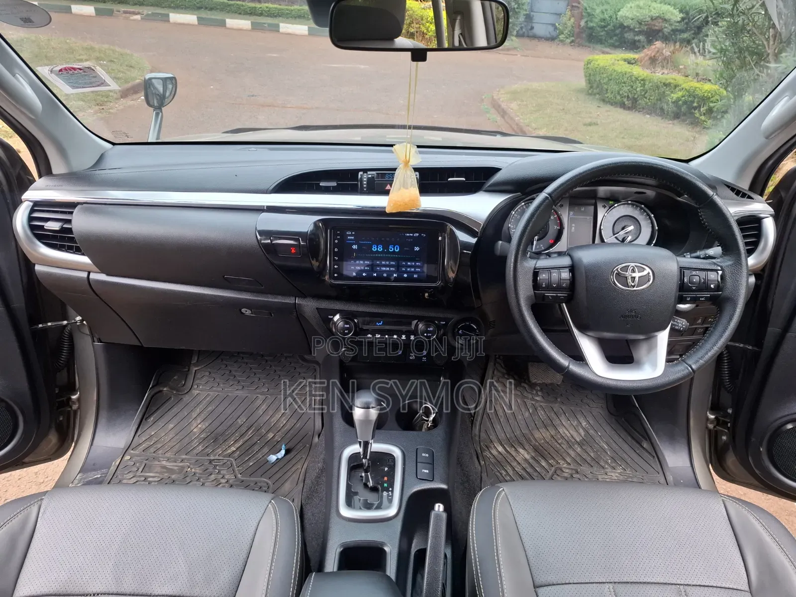 Toyota Hilux Revo Double Cab Deisel 2.4 AWD 2022 Gold