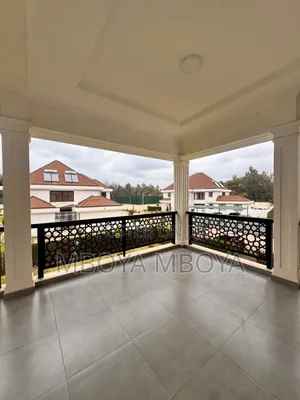 4bdrm Townhouse / Terrace in Karen, Hardy for rent