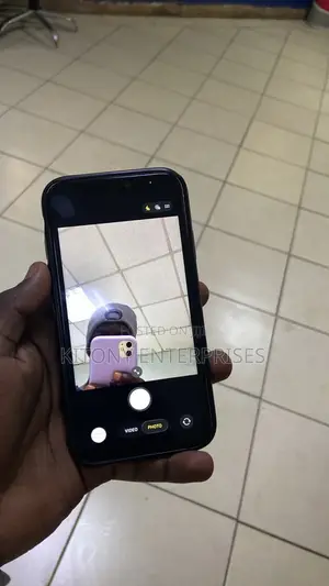 Apple iPhone 11 128 GB White