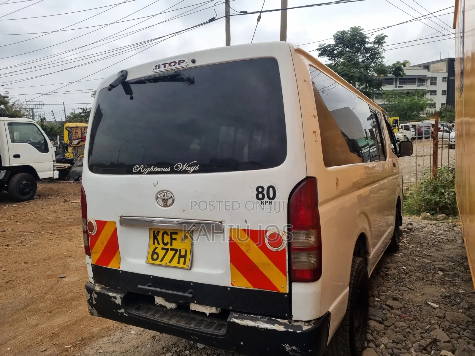Toyota HiAce 2009 White