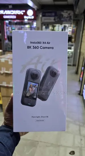 Insta360 X4 Air 360° Action Cam Starter Bundle