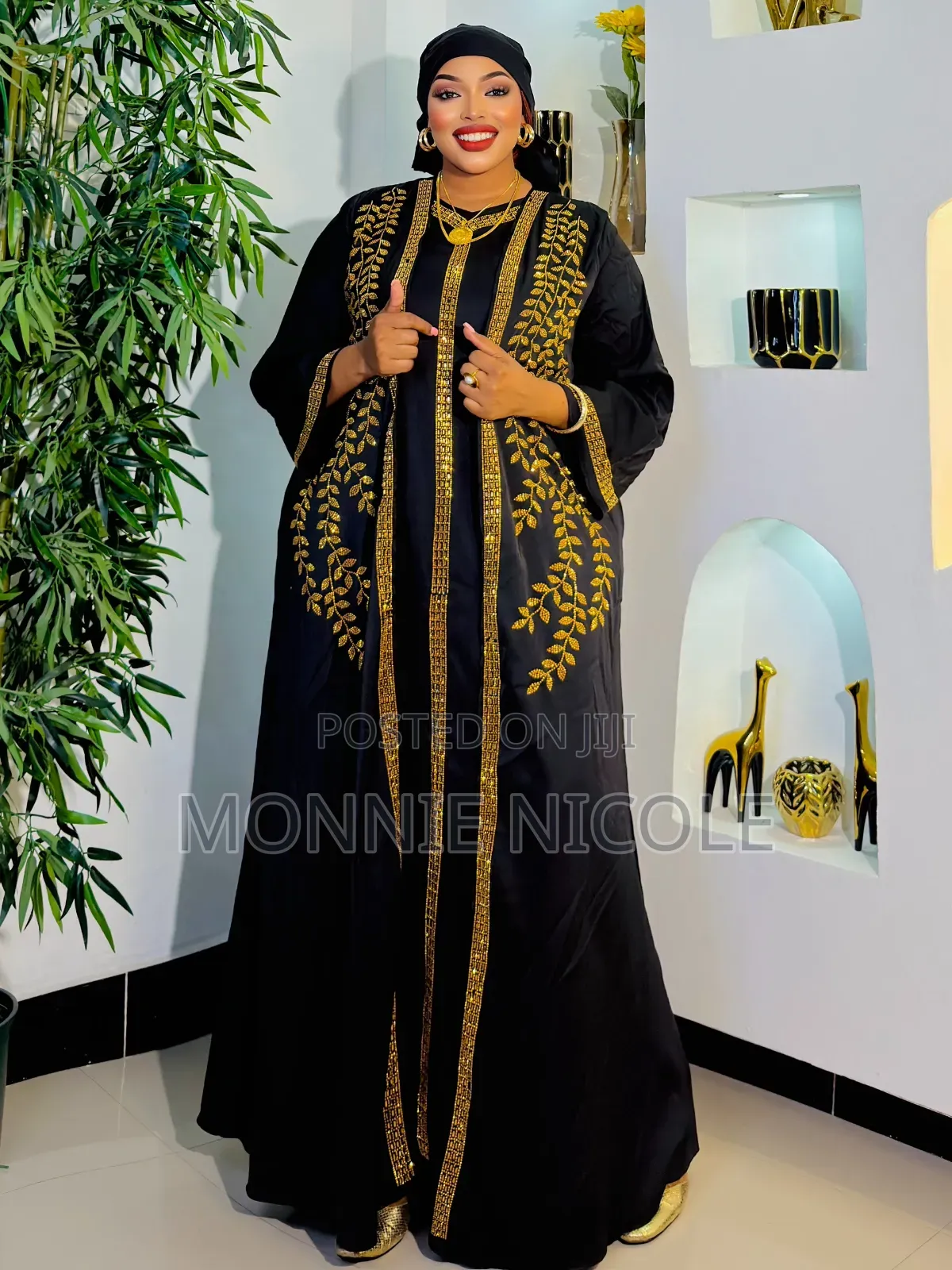 Black Gold Maxi Dress/Classy Abaya for Every Occasion