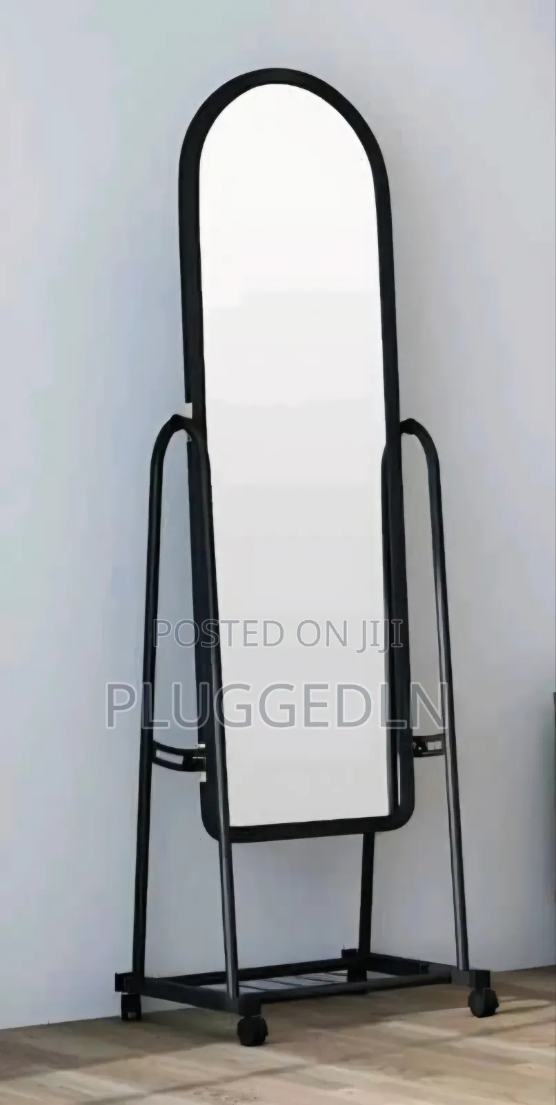 Full Length Dressing Mirror With Wheels and Shoes Rack