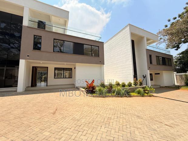6bdrm Duplex in Spring Valley for rent