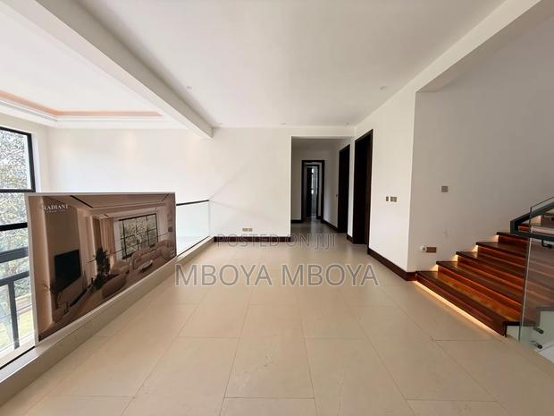 6bdrm Duplex in Spring Valley for rent - thumbnail 14
