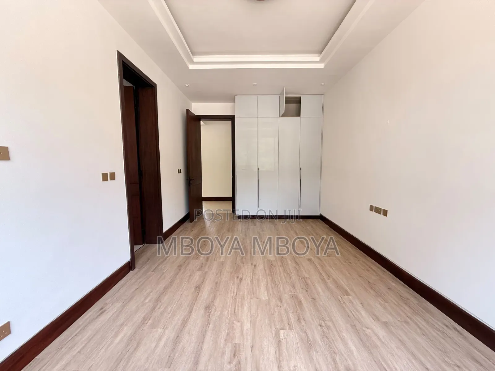 6bdrm Duplex in Spring Valley for rent