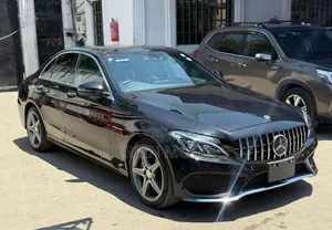 Mercedes-Benz C200 2019 Black