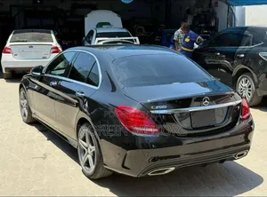 Mercedes-Benz C200 2019 Black