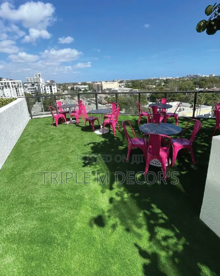 . Cafe Patio Outdoor Seating Grass Carpet Floor