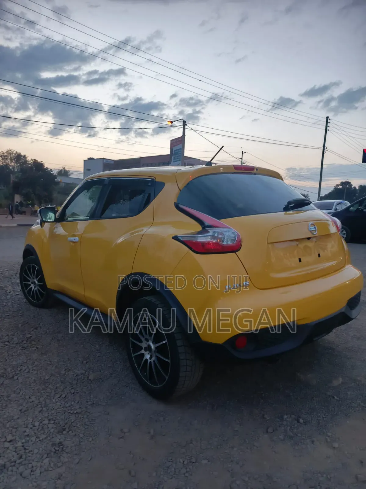 Nissan Dualis 2018 Yellow