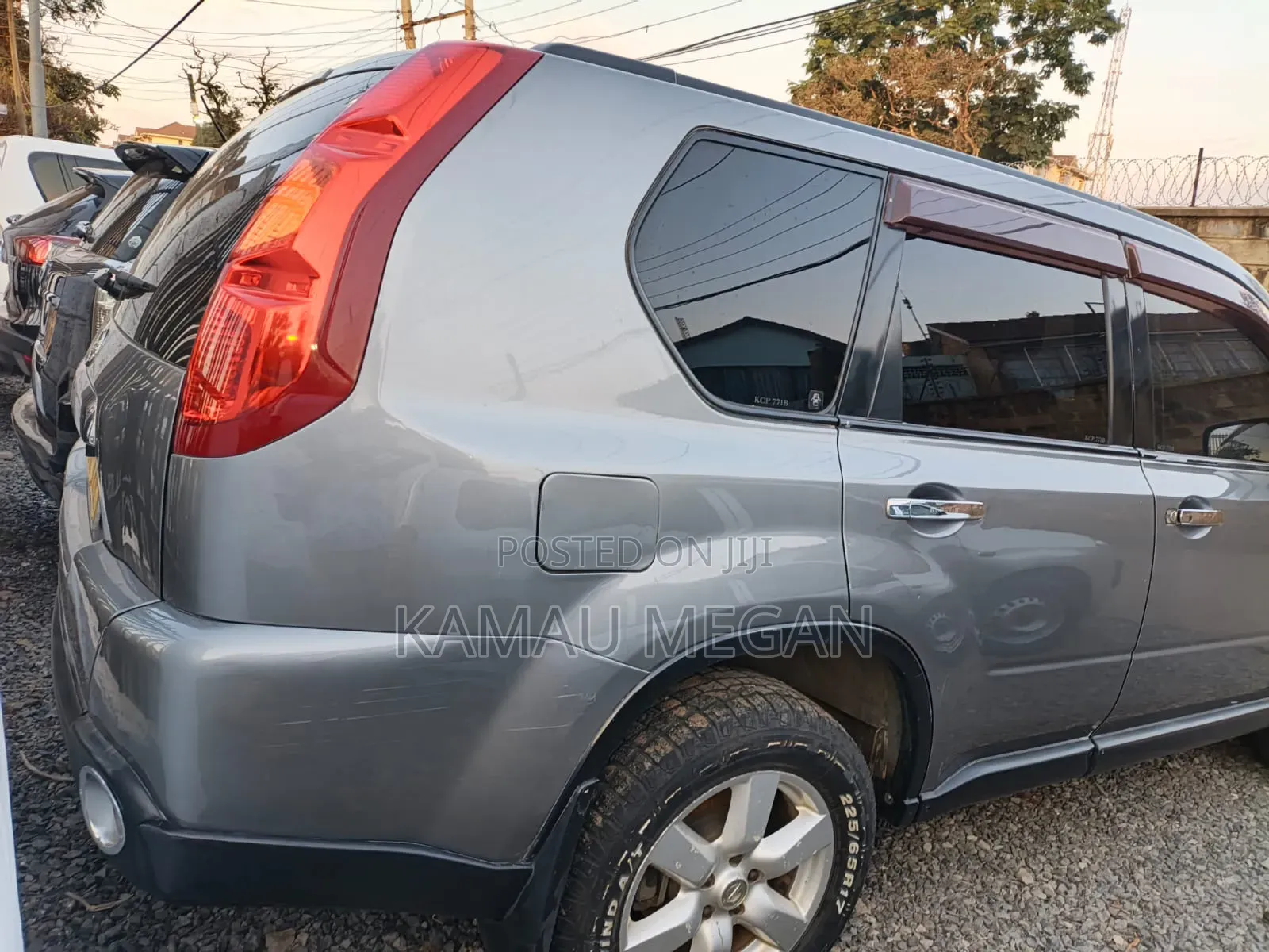 Nissan X-Trail 2.0 Petrol XE 2011 Gray