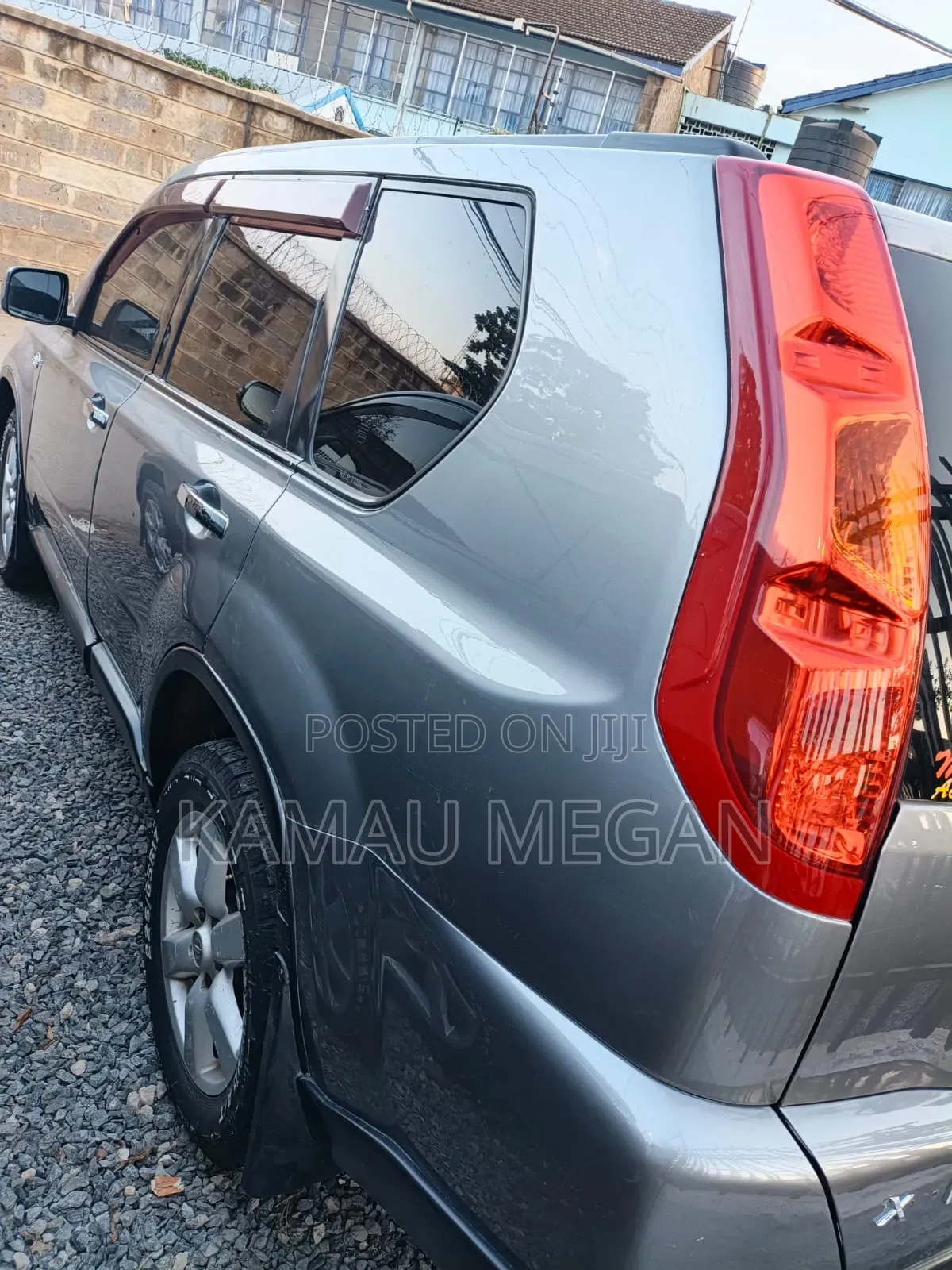 Nissan X-Trail 2.0 Petrol XE 2011 Gray
