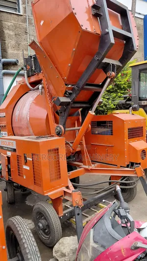 Esquire Self-Loading Big Concrete Mixer Machine Diesel Powered