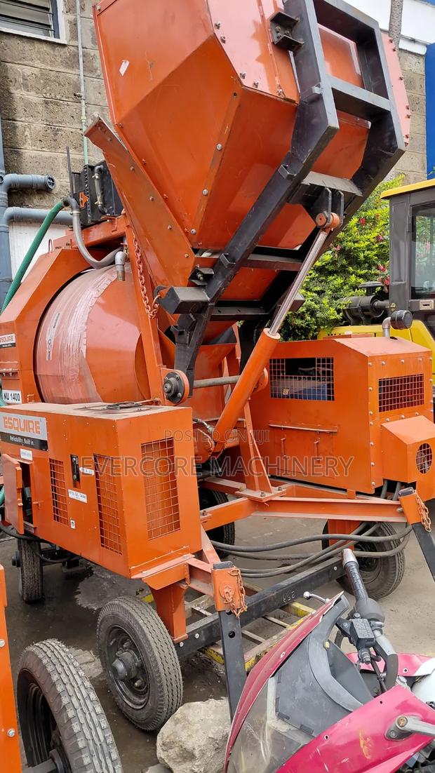 Esquire Self-Loading Big Concrete Mixer Machine Diesel Powered - thumbnail 2
