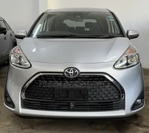 Toyota Sienta 1.5 FWD 2020 Silver
