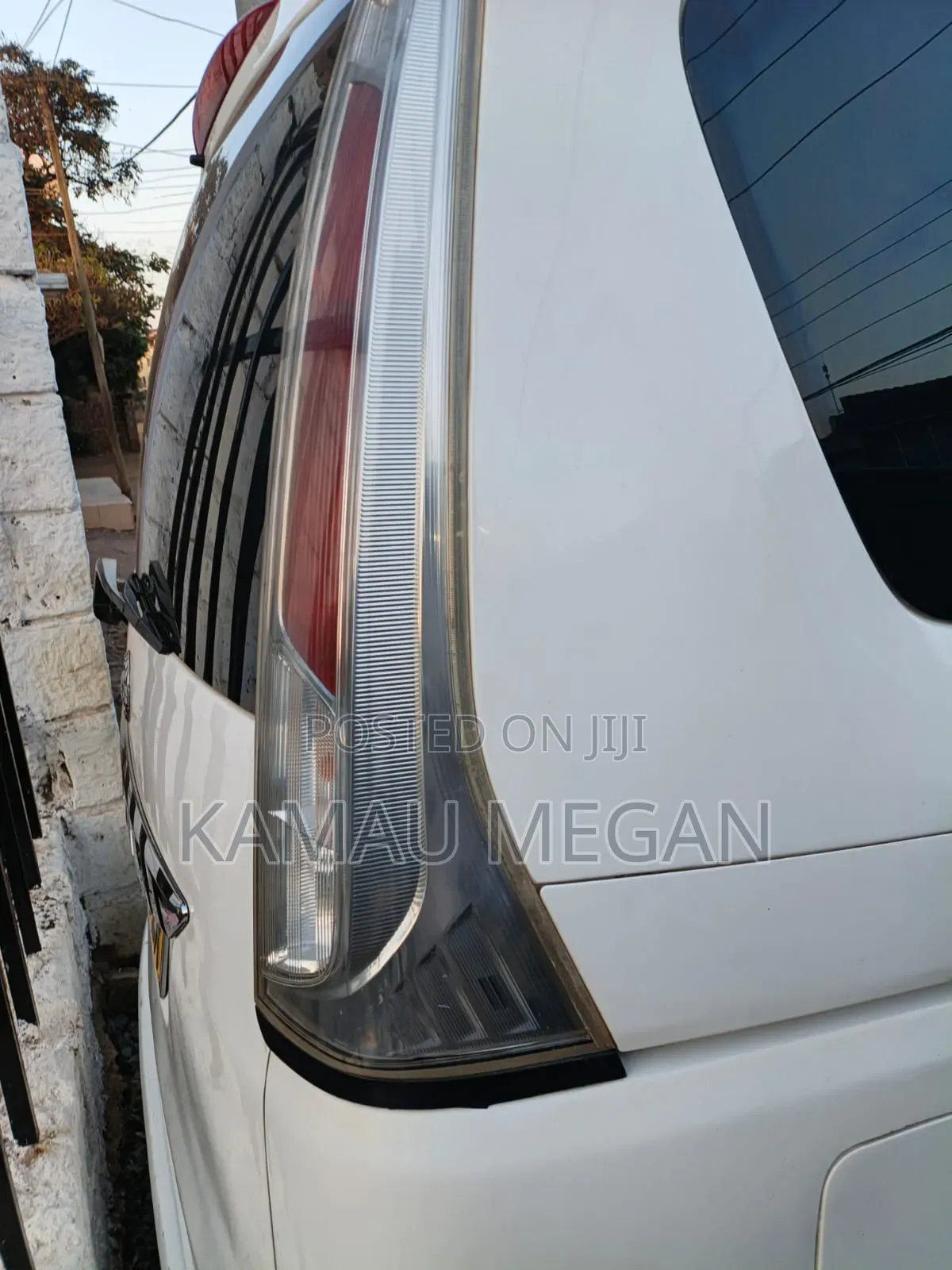 Nissan Serena 2014 White