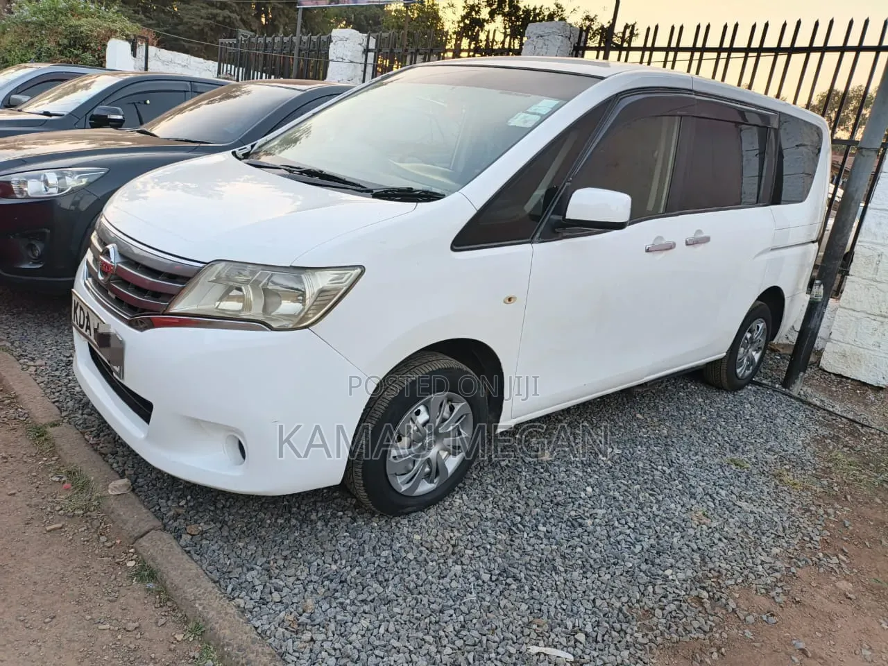 Nissan Serena 2014 White