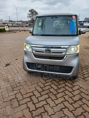 Honda N-Box 2019 Silver