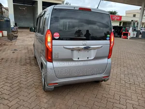 Honda N-Box 2019 Silver