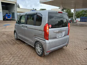 Honda N-Box 2019 Silver