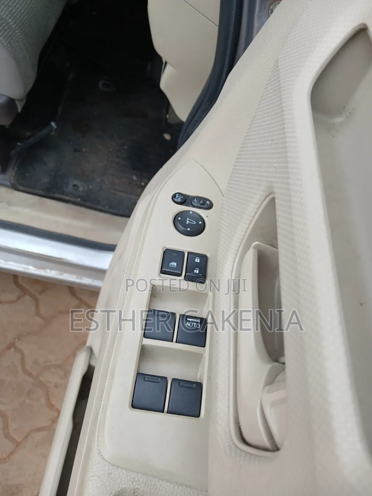 Honda N-Box 2019 Silver