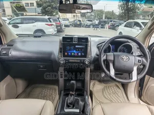 Toyota Land Cruiser Prado 2010 Gold