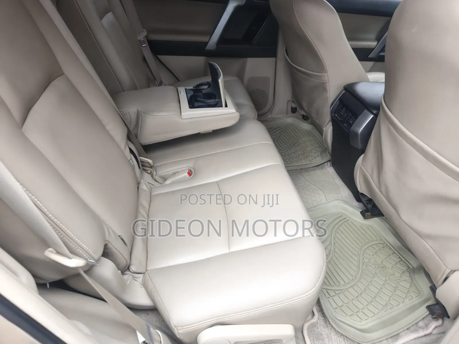 Toyota Land Cruiser Prado 2010 Gold