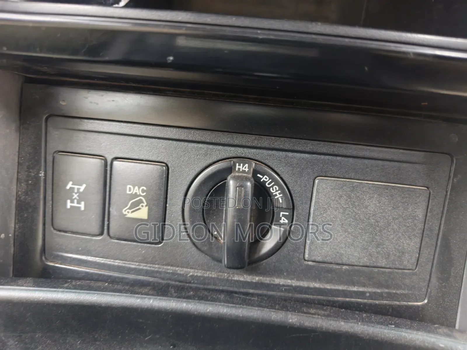 Toyota Land Cruiser Prado 2010 Gold
