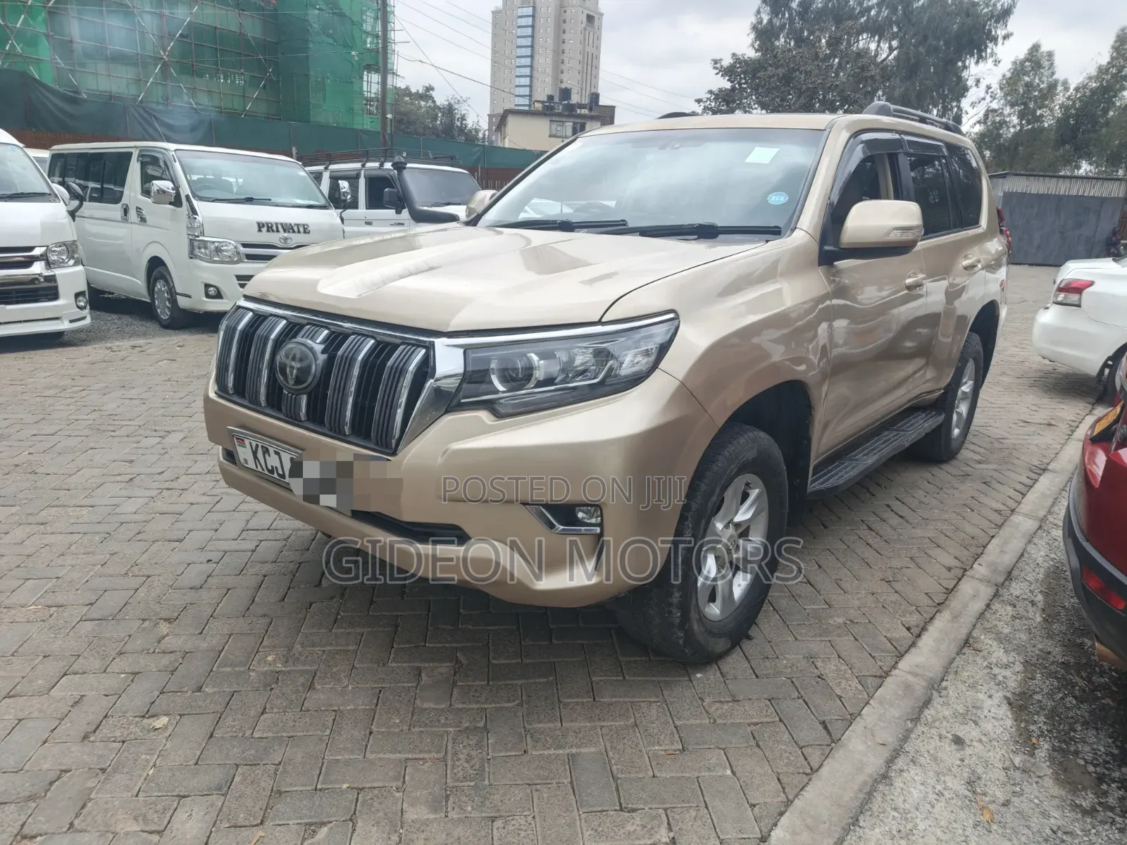 Toyota Land Cruiser Prado 2010 Gold