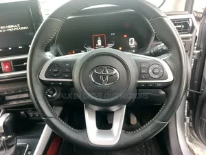 Toyota Raize 2019 Silver