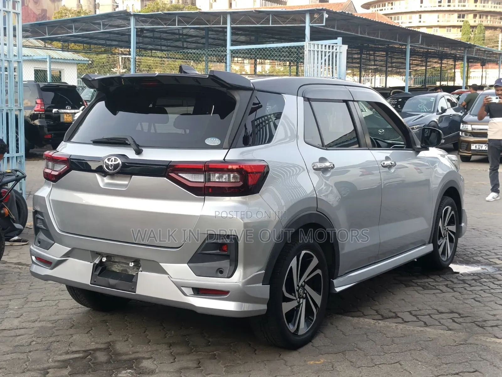Toyota Raize 2019 Silver