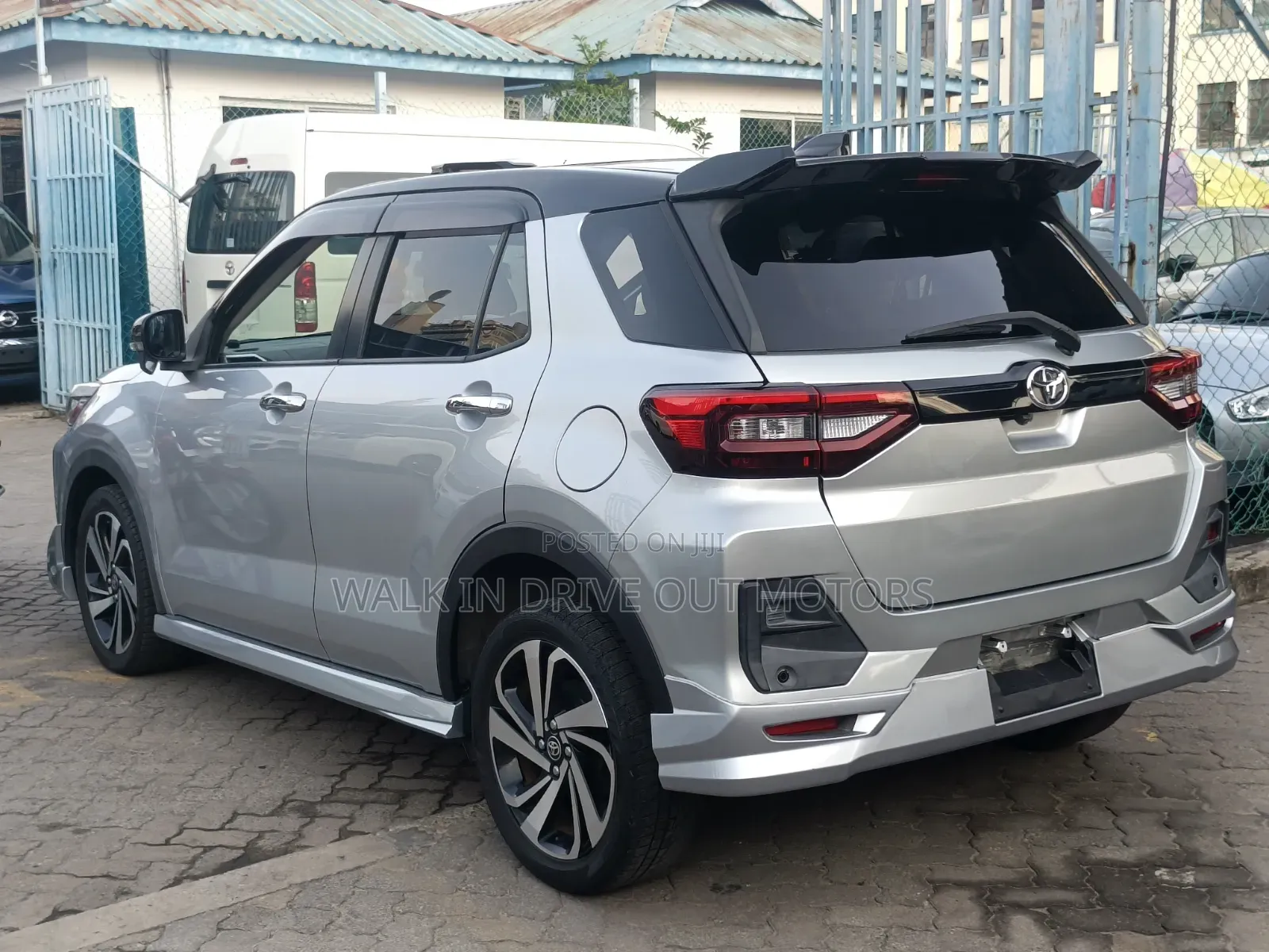 Toyota Raize 2019 Silver