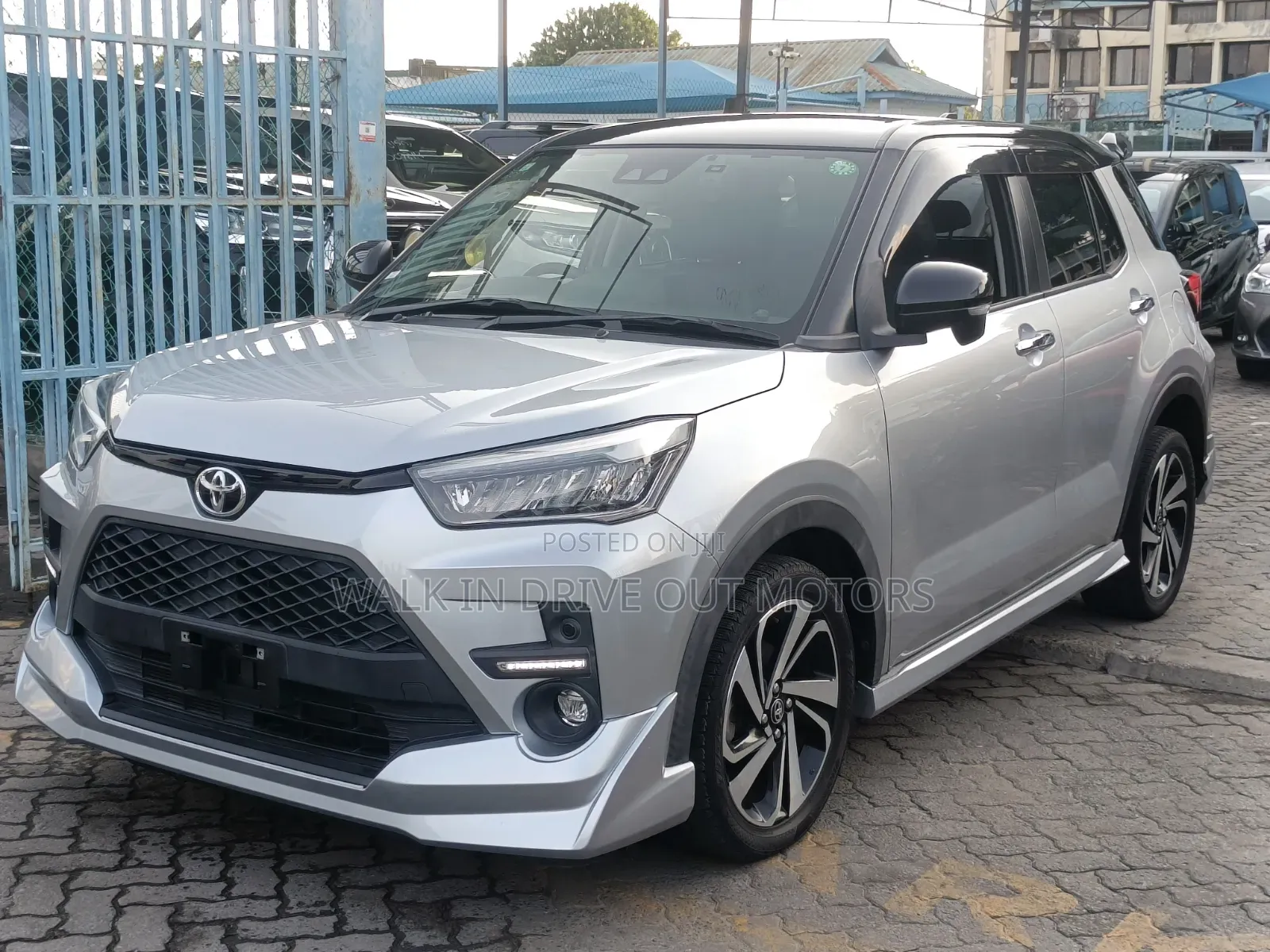 Toyota Raize 2019 Silver
