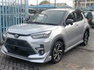 Toyota Raize 2019 Silver