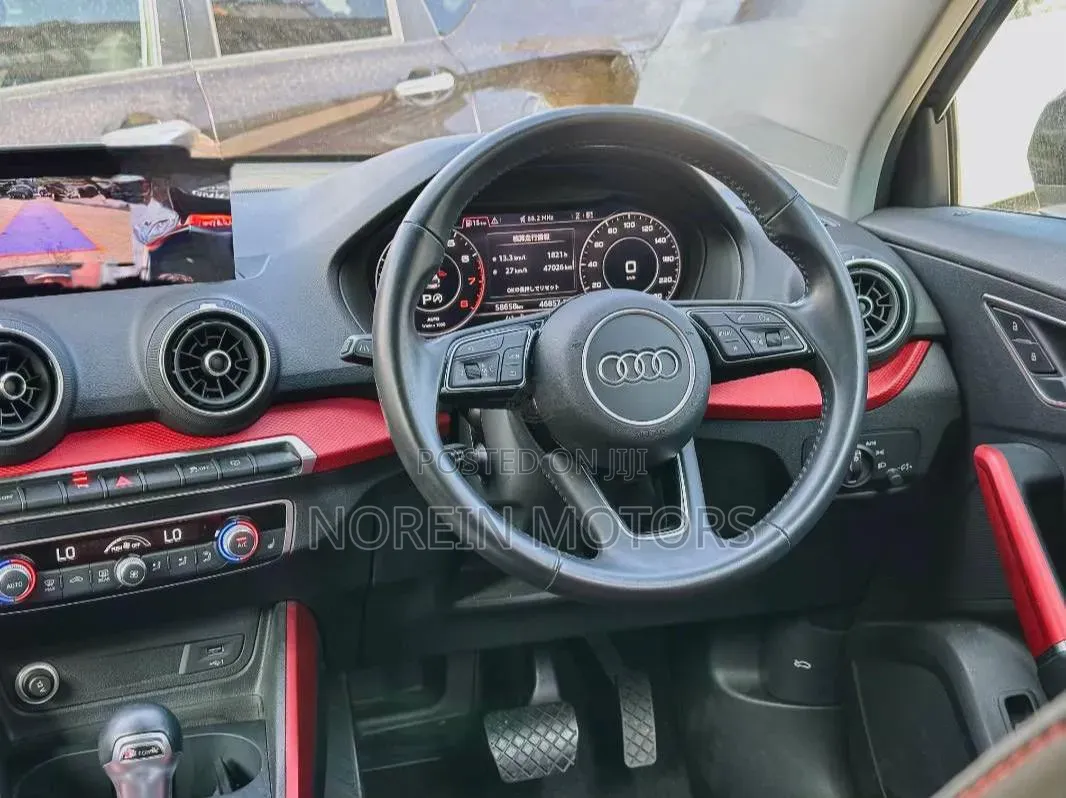 Audi Q2 2019 Matt Black
